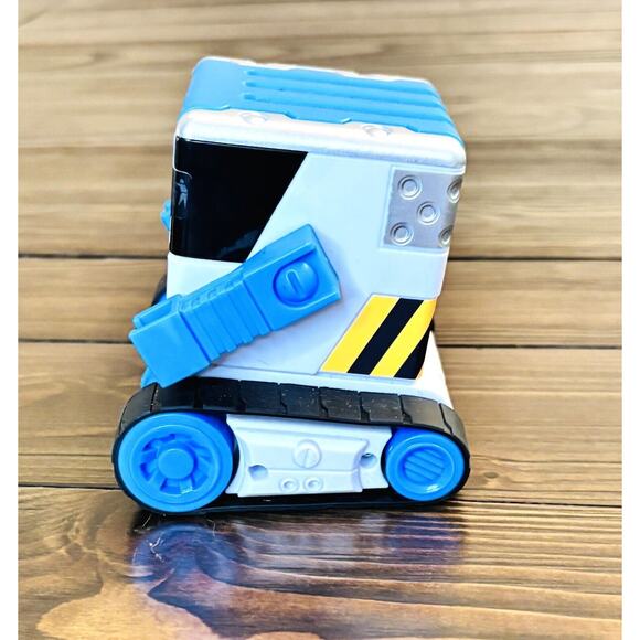 Mibro Really Rad Robots Blue MB.01 Robot (No Remote Included) - Picture 3 of 6